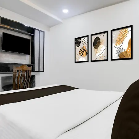 O The Pearl Hotel
