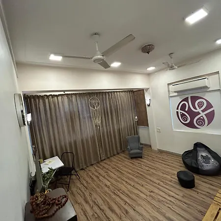 Pks Den Homestay