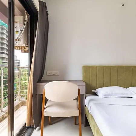 Apartment Treat Homes Service In Bkc Sindhuratna 503 *