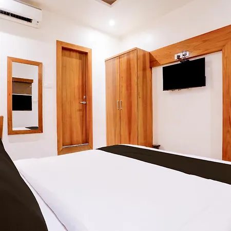 Super Townhouse Oak Times Square Le Western Hotel