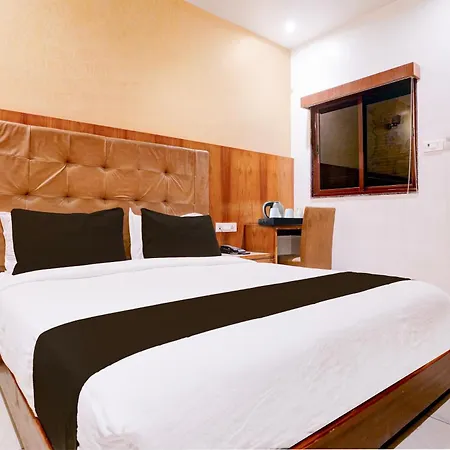 Hotel Super Townhouse Oak Times Square Le Western 3*