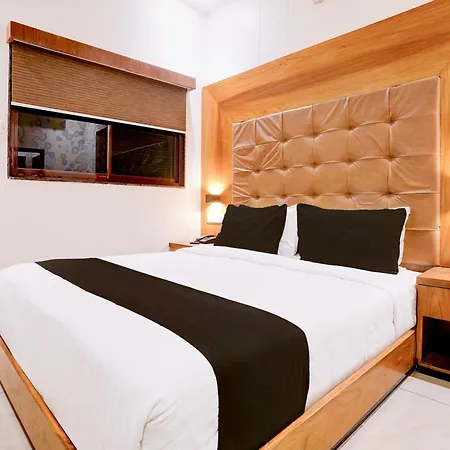 Super Townhouse Oak Times Square Le Western 3*