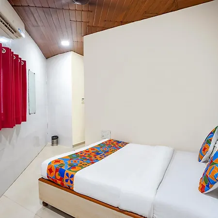Via Kailash Park Hotel Mumbai