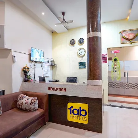 Via Kailash Park Hotel