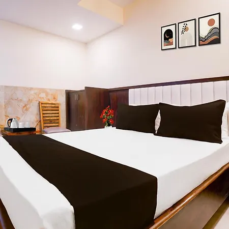 Hotel Collection O Kalyan East 3*