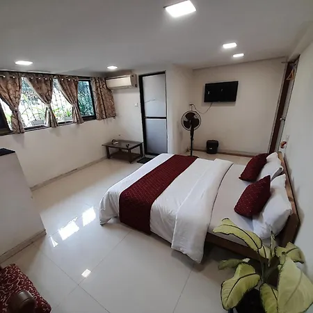 Agrawal Bhavan Couples Friendly For Indians Homestay *