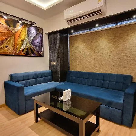 Solace - 1 Bhk - Walk Away Carter Rd * Mumbai