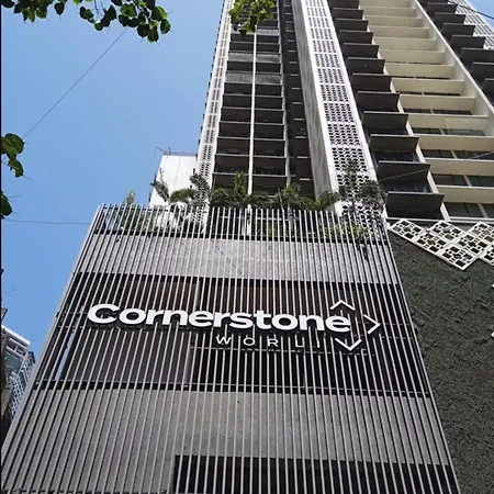 Homestay Cityview In Worli High-rise