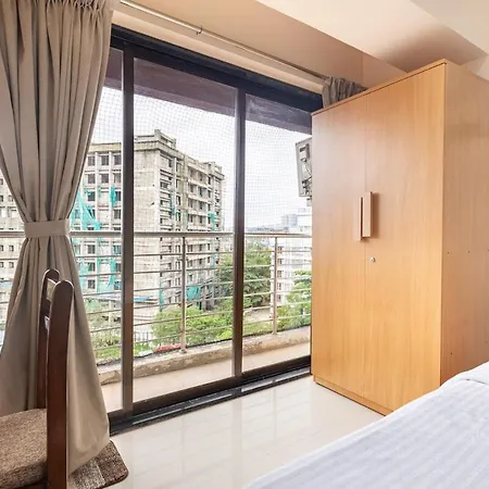 Treat Homes Service In Bkc Sindhuratna 701 Apartment