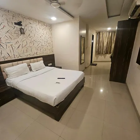 Prime Addore Palacee - Near Airport , Visa Consultant , Jio World Convention Centre Bkc Mumbai