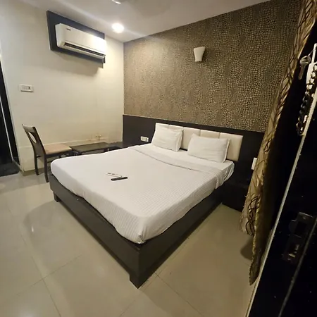Prime Addore Palacee - Near Airport , Visa Consultant , Jio World Convention Centre Bkc Mumbai
