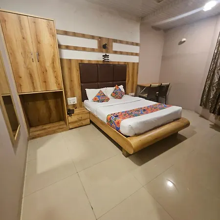 Prime Addore Palacee - Near Airport , Visa Consultant , Jio World Convention Centre Bkc Mumbai