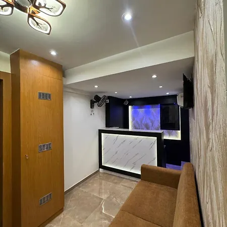 Cliff Garden Hotel 2*