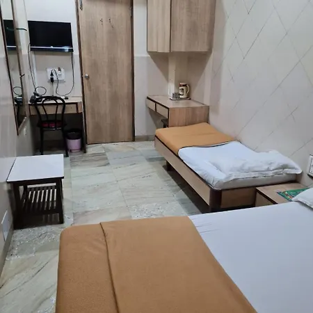 Hotel Sharda Mumbai