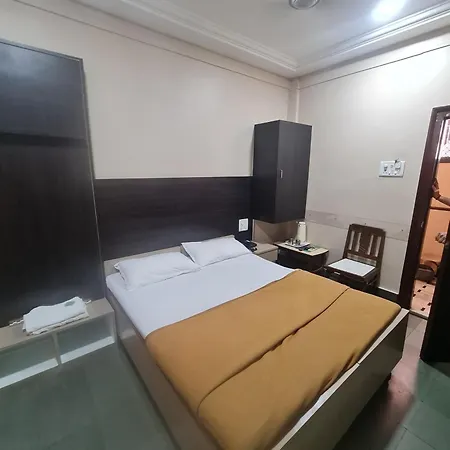 Hotel Sharda Mumbai