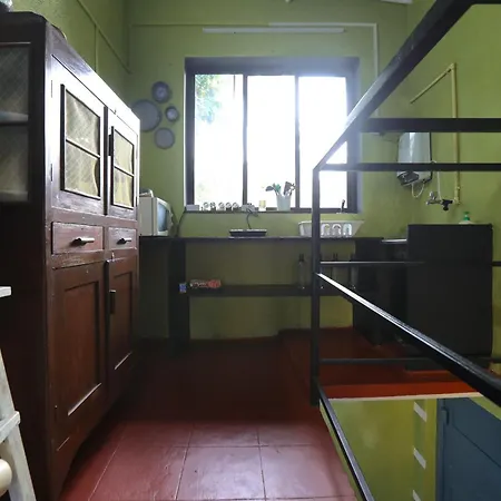 Sasha Bed & Breakfast