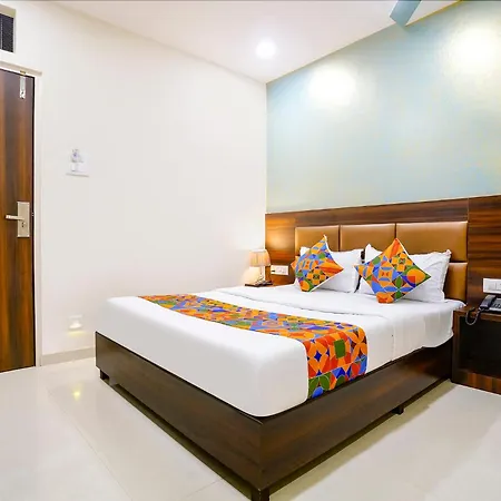 Hotel Fabhotel Bkc Anex 2*