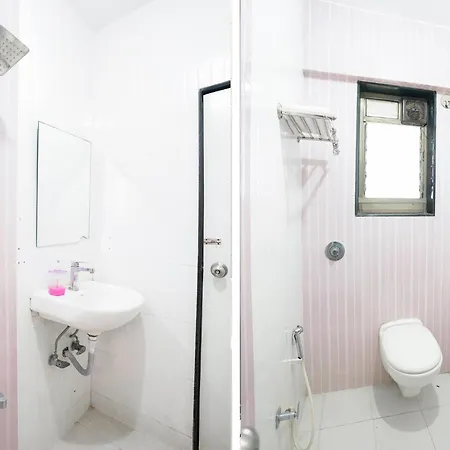 Hotel Fabhotel Rio House Mumbai