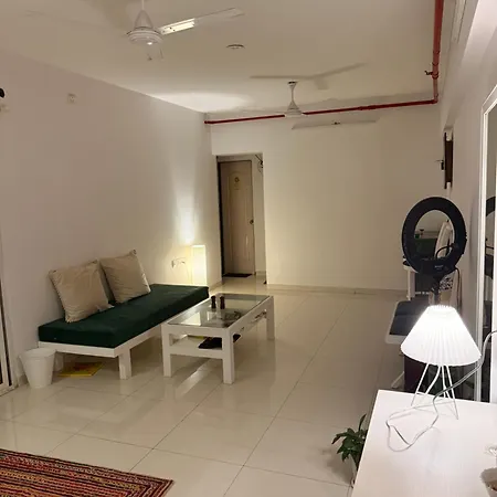 Double Bed Homestay Mumbai