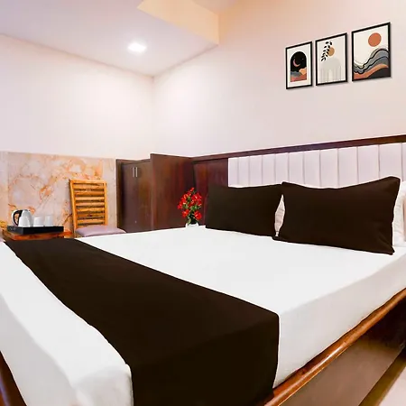 Hotel Townhouse Nandiwali Bus Terminal 3*
