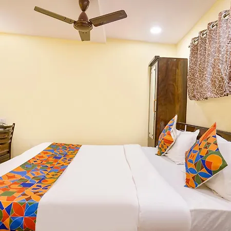 Fabhotel Metro Galaxy - Nesco Exhibition Centre 3* Mumbai
