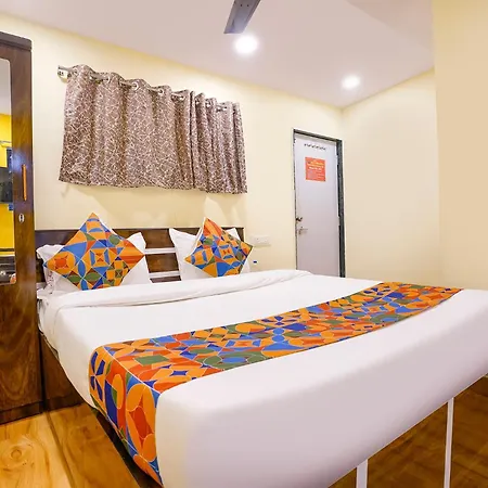 Guest house Fabhotel Metro Galaxy - Nesco Exhibition Centre