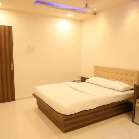 Galaxy By Glitz Hotel Mumbai