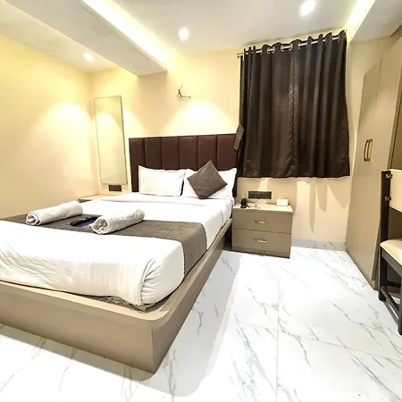 Dolphin Residency 2*