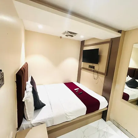 Dolphin Residency