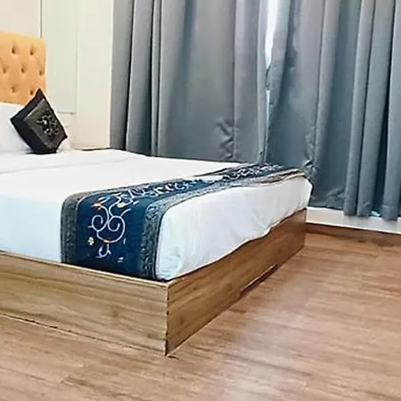 Hotel Fabhotel Freedom International 3*