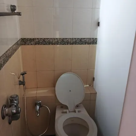 Upscale 2bhk In Western Suburb Apartment Mumbai