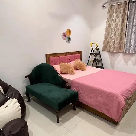 The Cozy - Andheri *