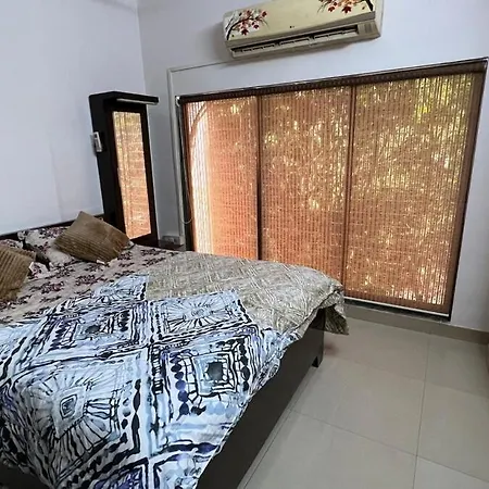 Entire Flat In Andheri West #08 *