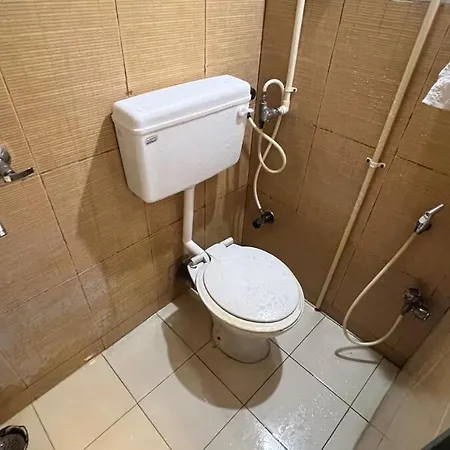 Apartment Entire Flat In Andheri West #08
