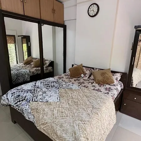 Entire Flat In Andheri West #08 Mumbai