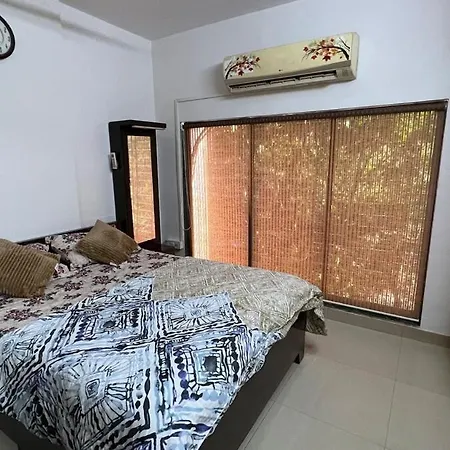 Entire Flat In Andheri West #08 *