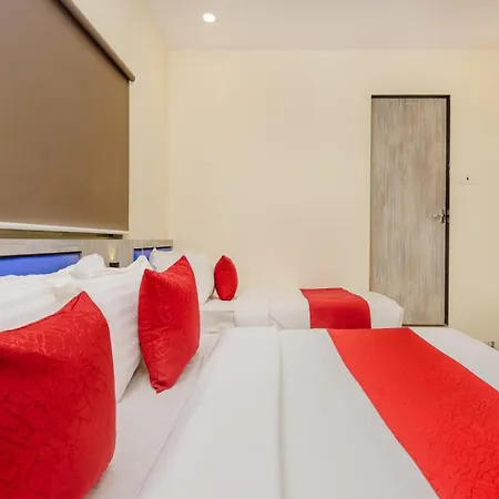 Hotel Good Luck Residency By Glitz