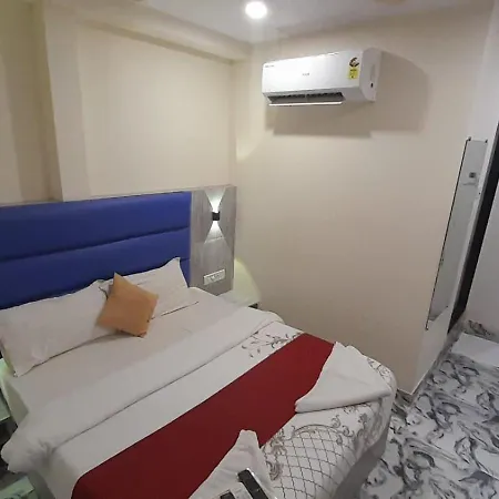 Hotel Good Luck Residency By Glitz 3*