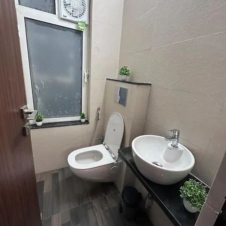 Apartment View Goregaon E *