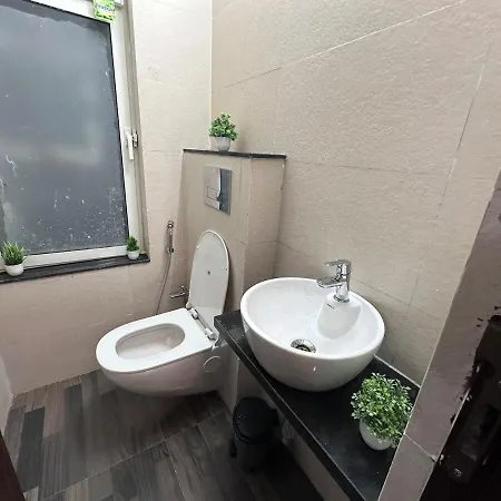 View Goregaon E Apartment Mumbai