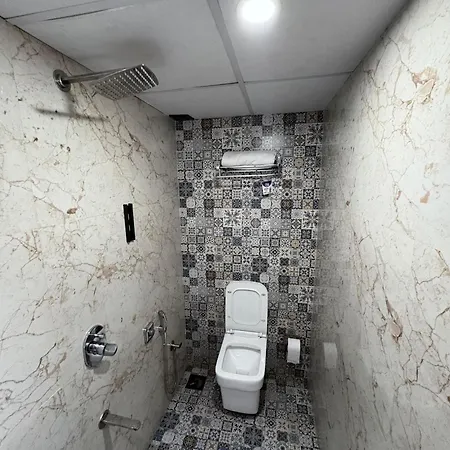 Diamond 3* Mumbai