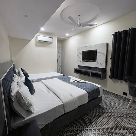 Diamond 3* Mumbai