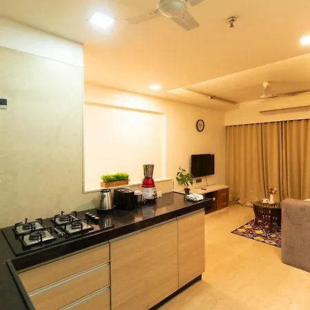 Cozy, Upscale 1 Bhk Near Bkc