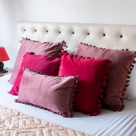 Cozy, Upscale 1 Bhk Near Bkc Apartment