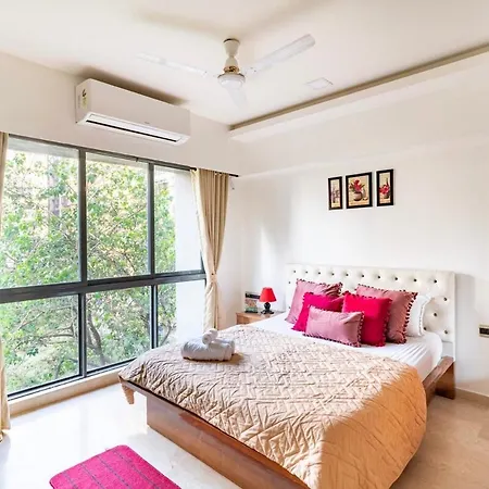 Cozy, Upscale 1 Bhk Near Bkc Mumbai