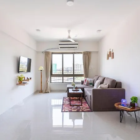 Apartment Breezy, Bright, Upper Floor 2bhk Nr Bkc & Airport