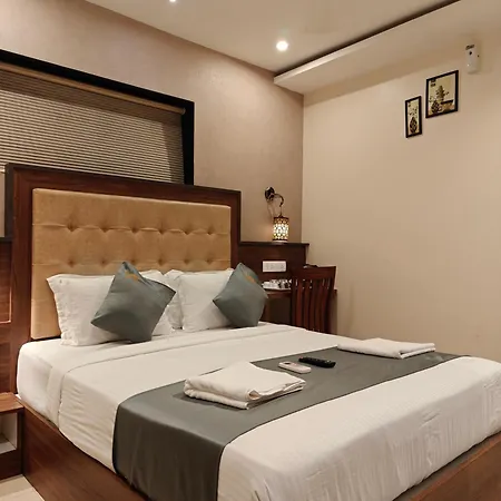 Amber Palace Hotel 3*