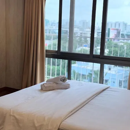 Coastal Chic - 10min From Airport