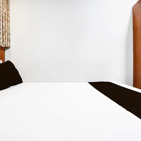 Hotel Collection O Bkc Santacruz East Mumbai