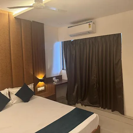 Hotel Sahara Residency 2*